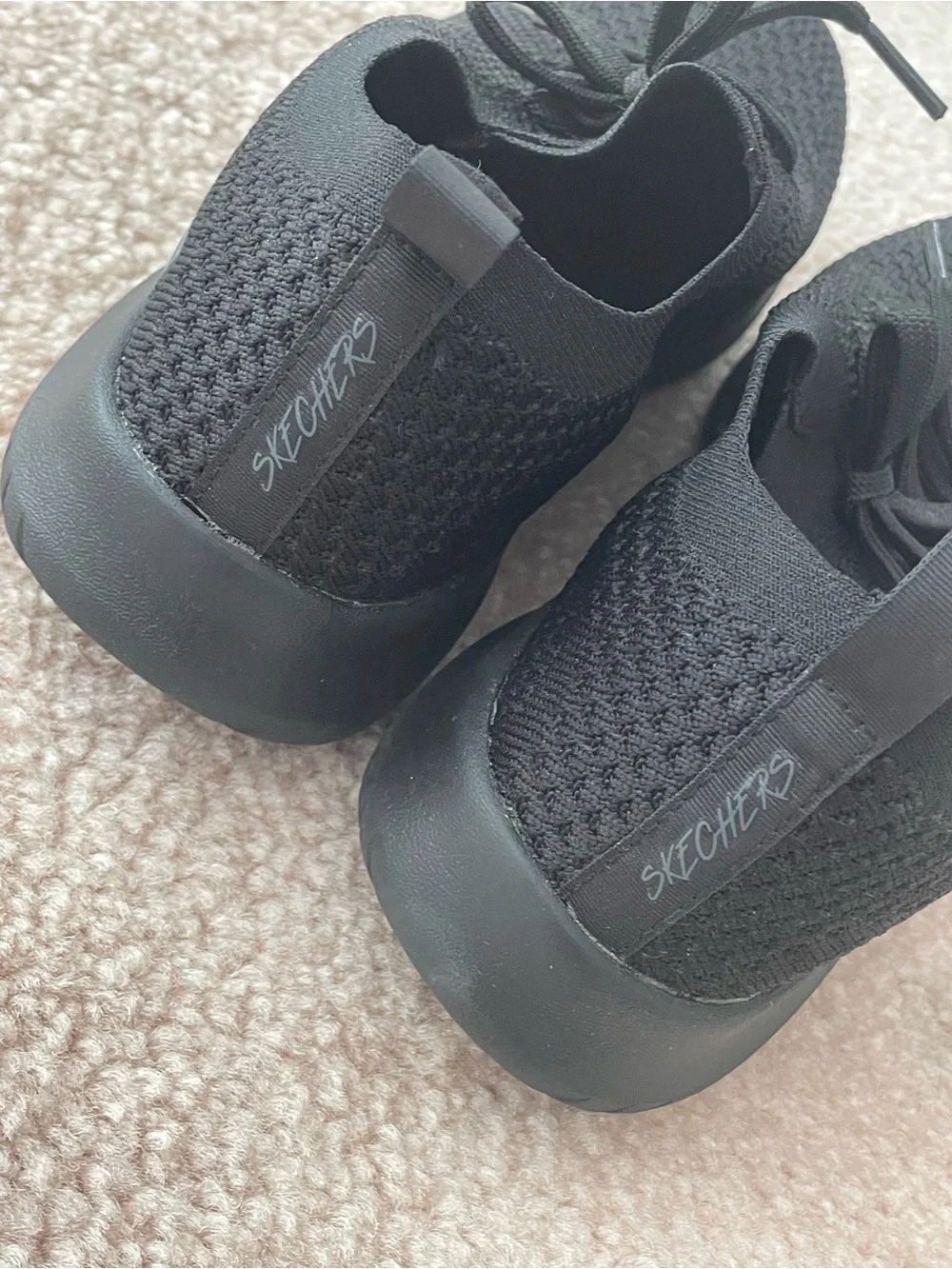 Skechers Ultra Flex Statements Black Knit Sneakers Women's 6 12841-BBK